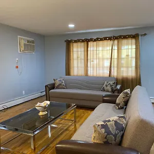 Homestay Haus Serenity United States